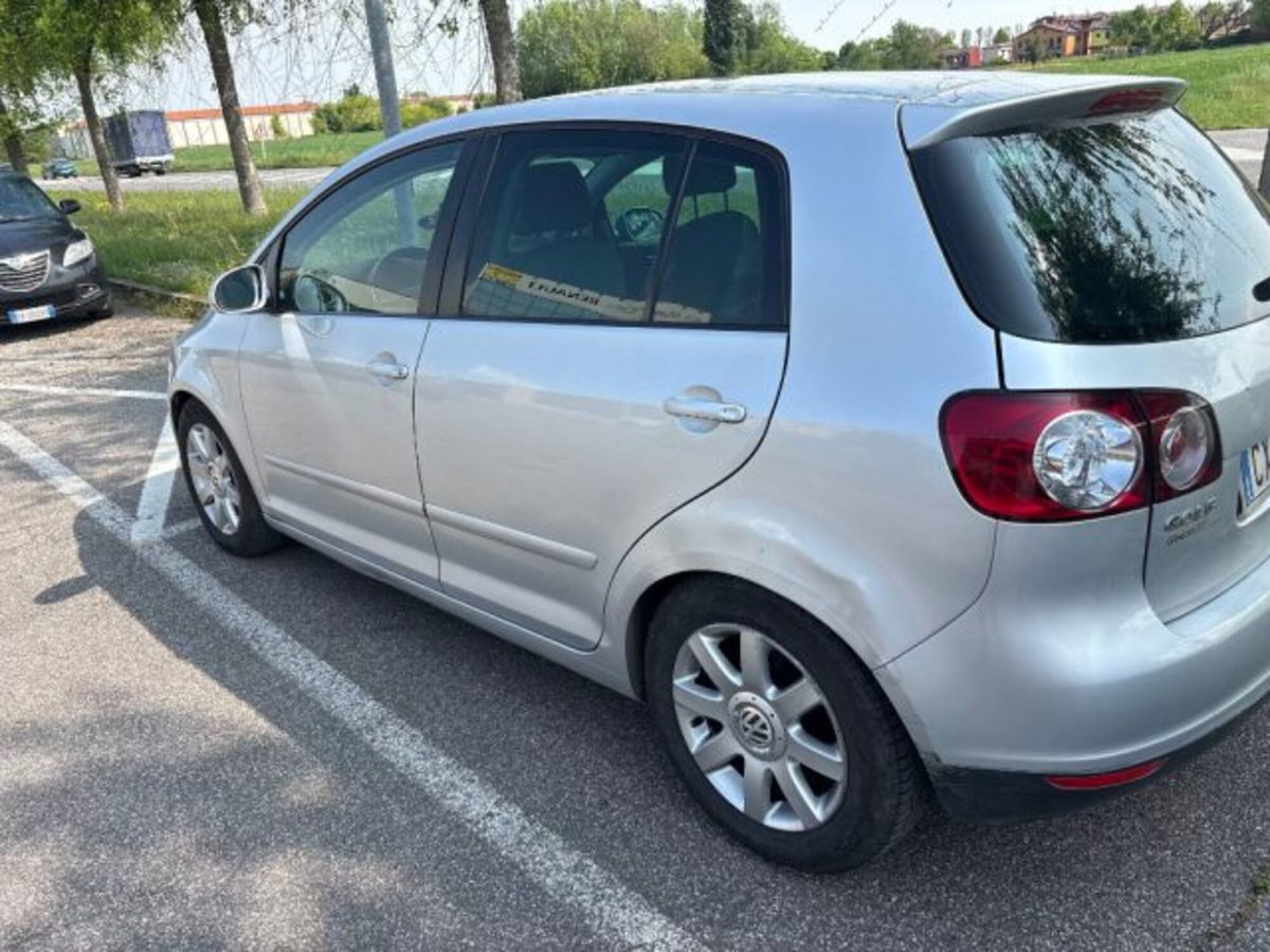 Volkswagen Golf 2.0 16V TDI 5p. Comfortline