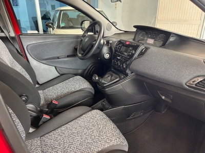 Lancia Ypsilon 1.2 69 CV 5 porte S&S Elefantino Blu (11)