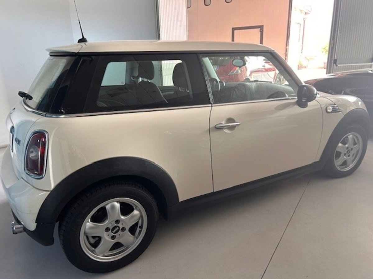MINI Mini 1.4 16V One (7)