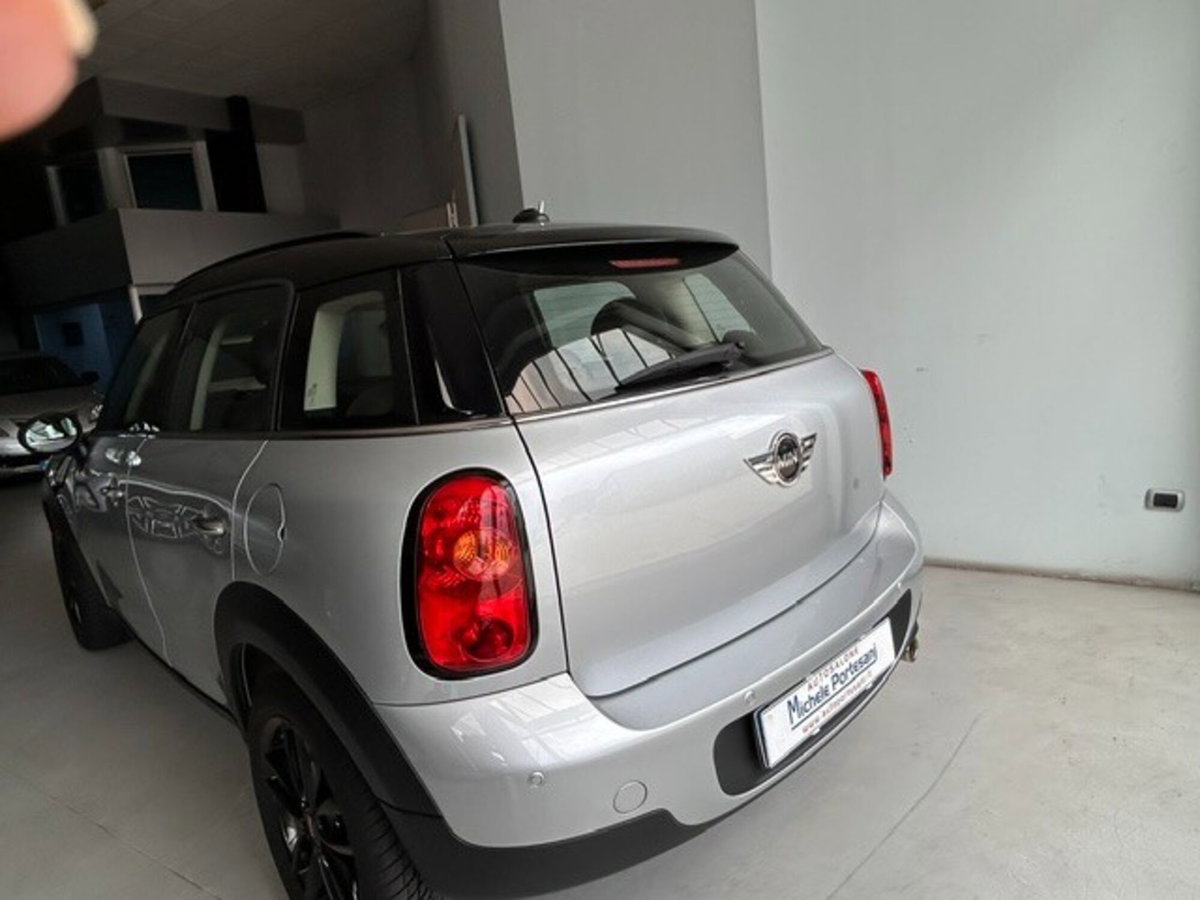 MINI Mini Countryman 2.0 Cooper D Countryman Automatica (20)