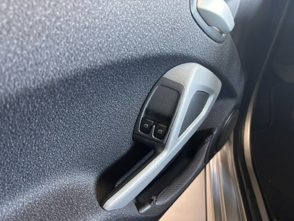 smart Fortwo 1000 62 kW coupé passion (5)