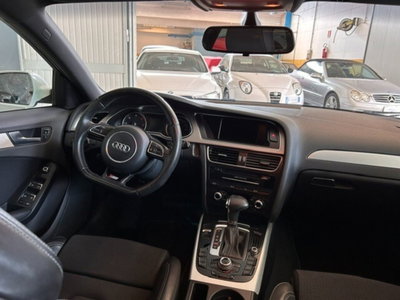 Audi A4 Avant 2.0 TDI 177CV mult. Business (10)