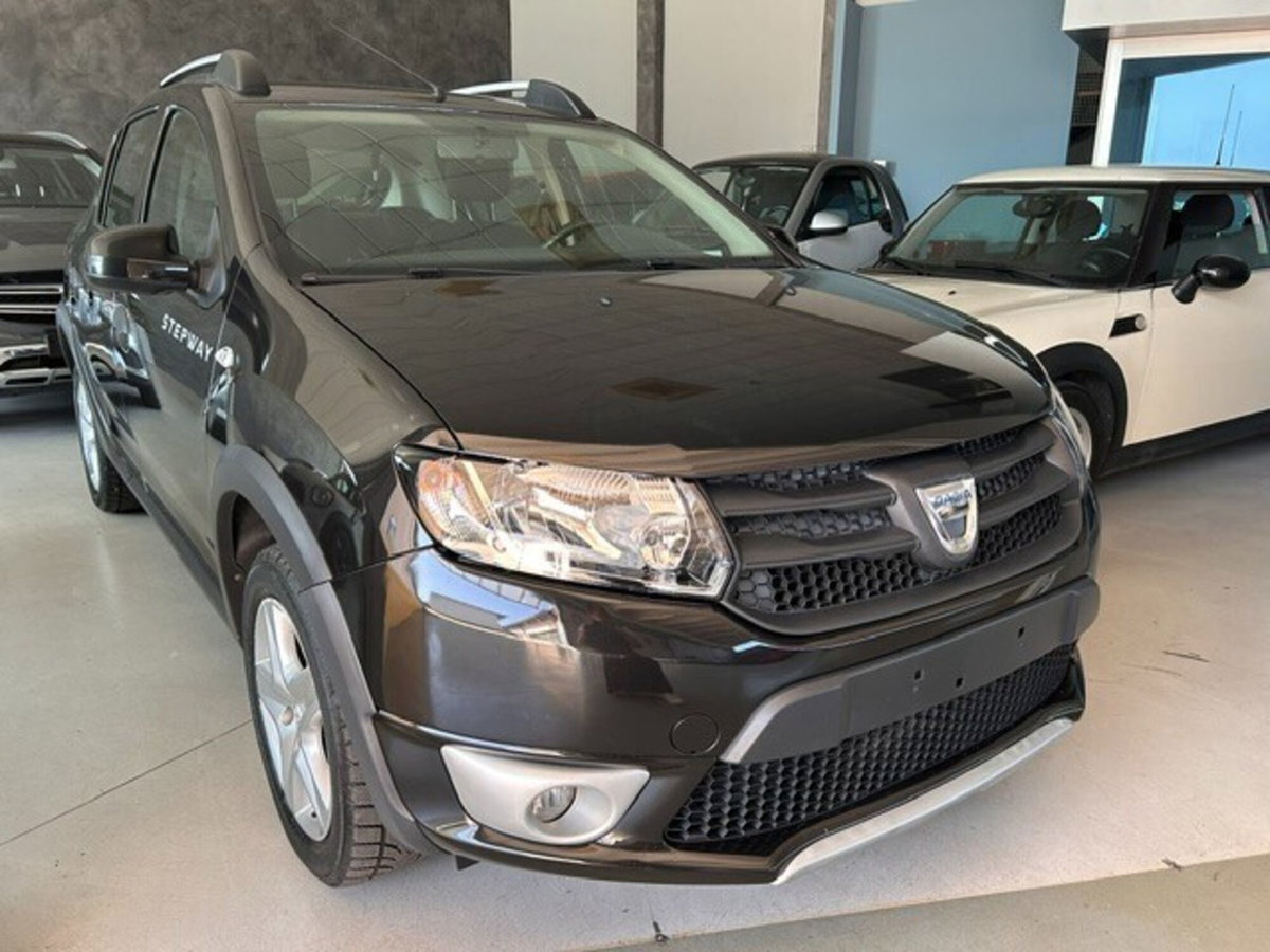 Dacia Sandero Stepway 0.9 TCe 12V 90 CV Start&Stop (3)