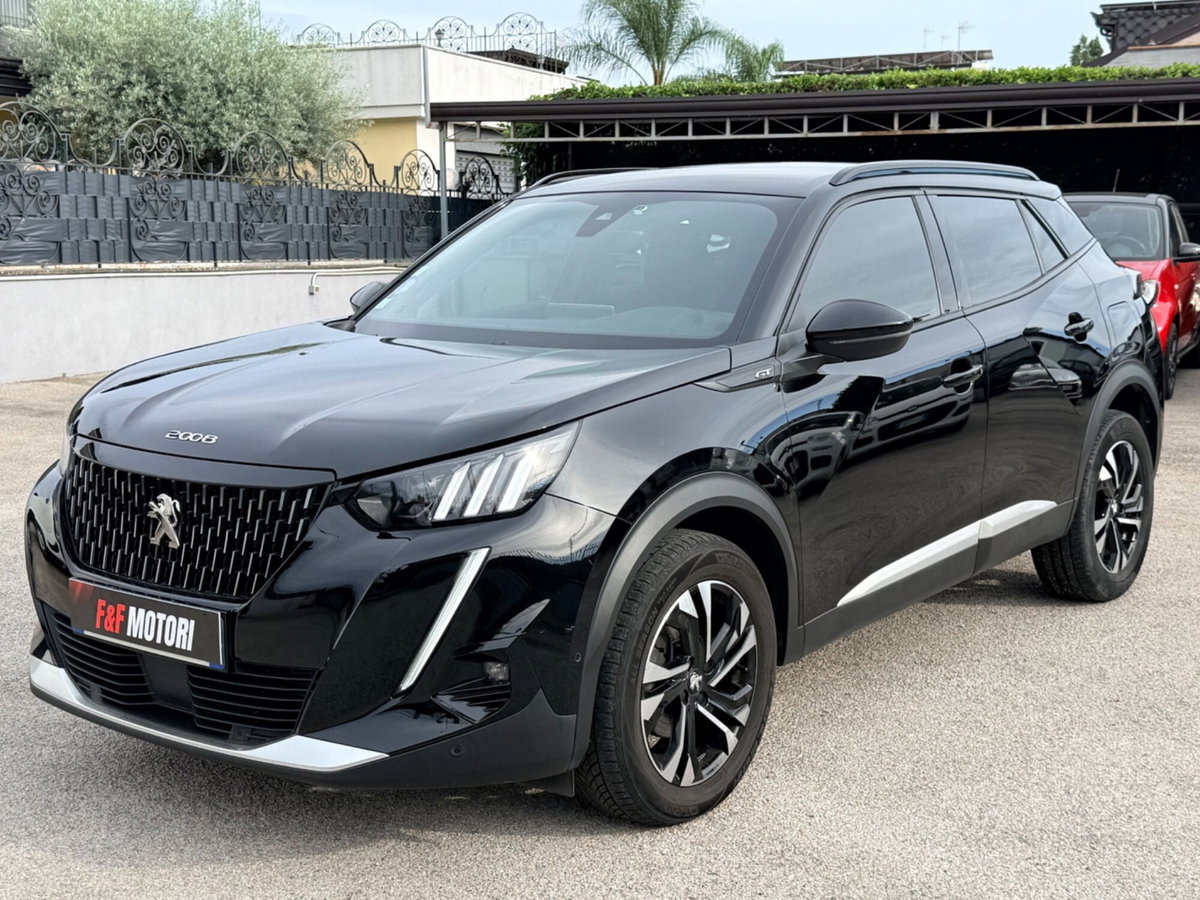 Peugeot 2008 PureTech 130 S&S EAT8 GT Pack (3)