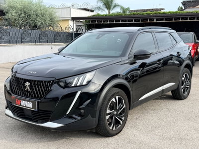 Peugeot 2008 PureTech 130 S&S EAT8 GT Pack (3)
