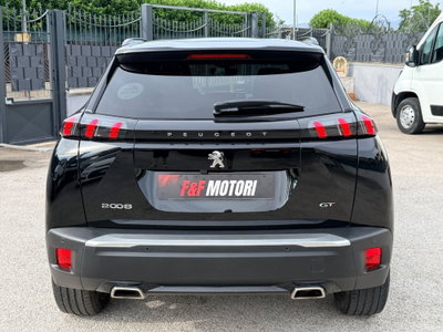 Peugeot 2008 PureTech 130 S&S EAT8 GT Pack (6)