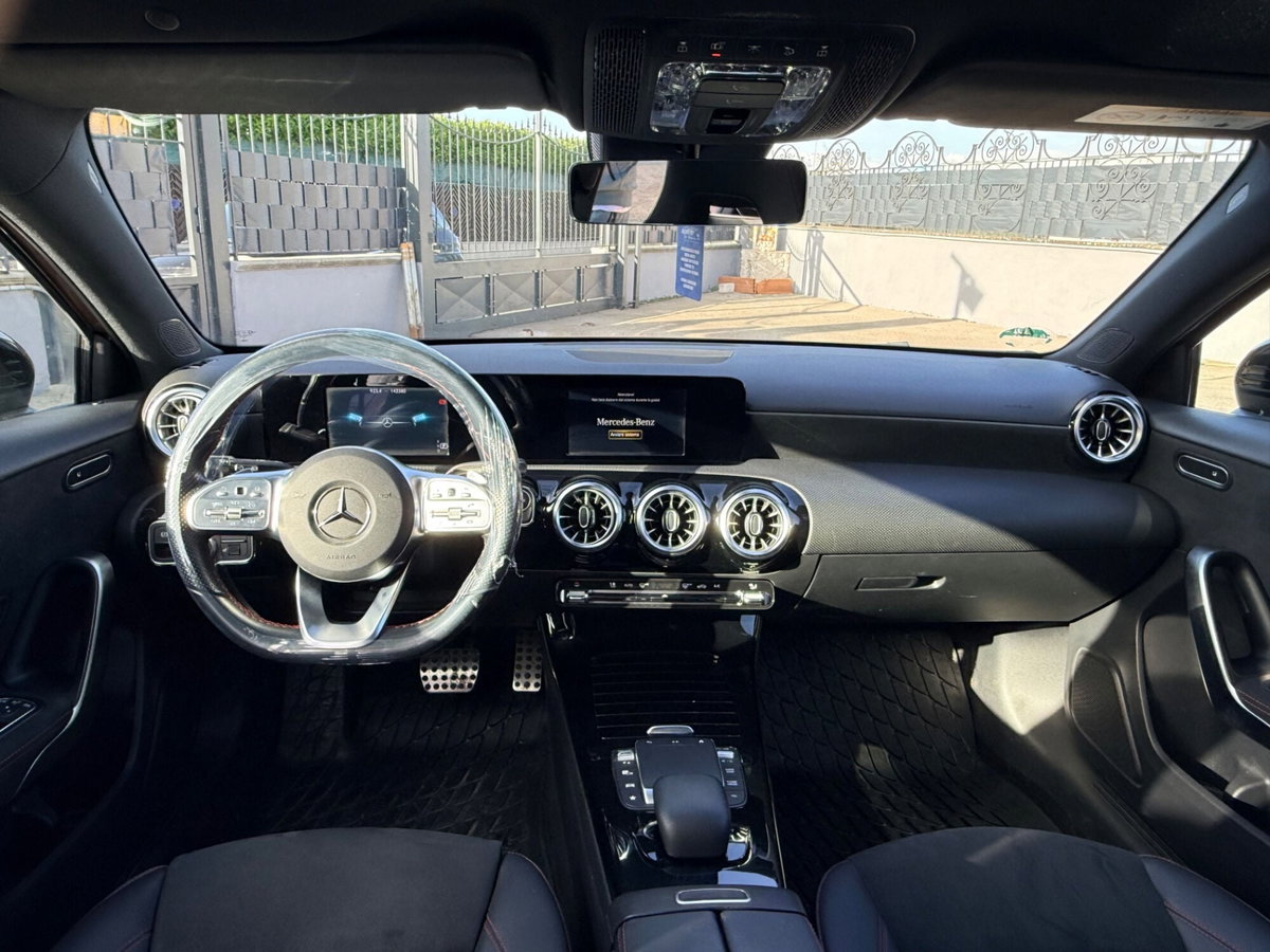 Mercedes-Benz Classe A 200 d Automatic Premium (15)