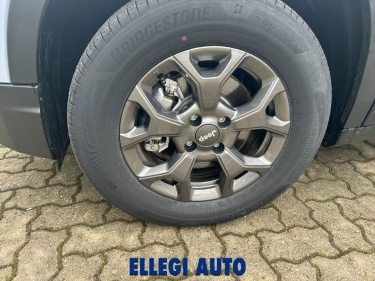 Jeep Avenger 1.2 turbo Longitude fwd 100cv (18)
