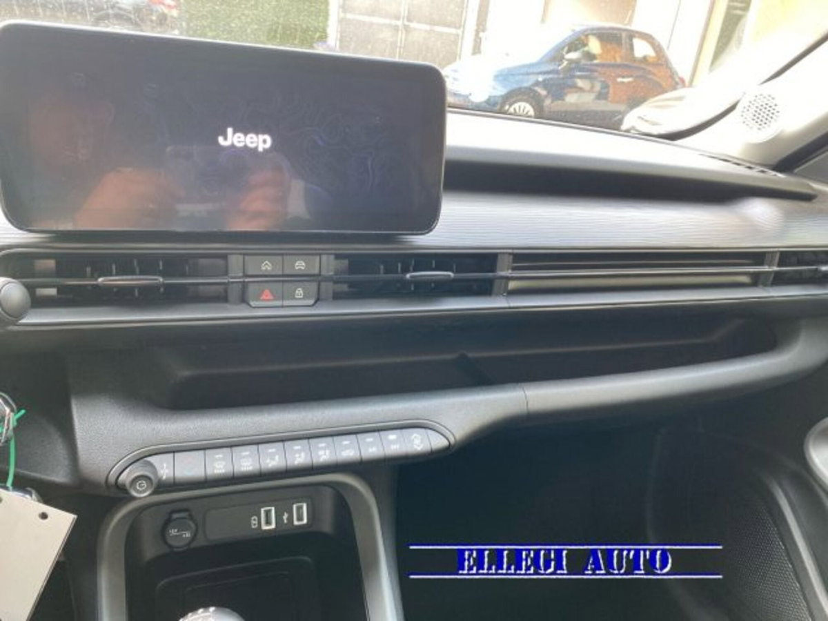 Jeep Avenger 1.2 turbo Longitude fwd 100cv (10)