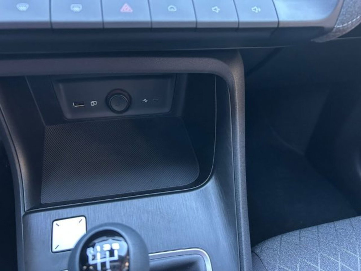 Mg ZS 1.5 Standard (18)