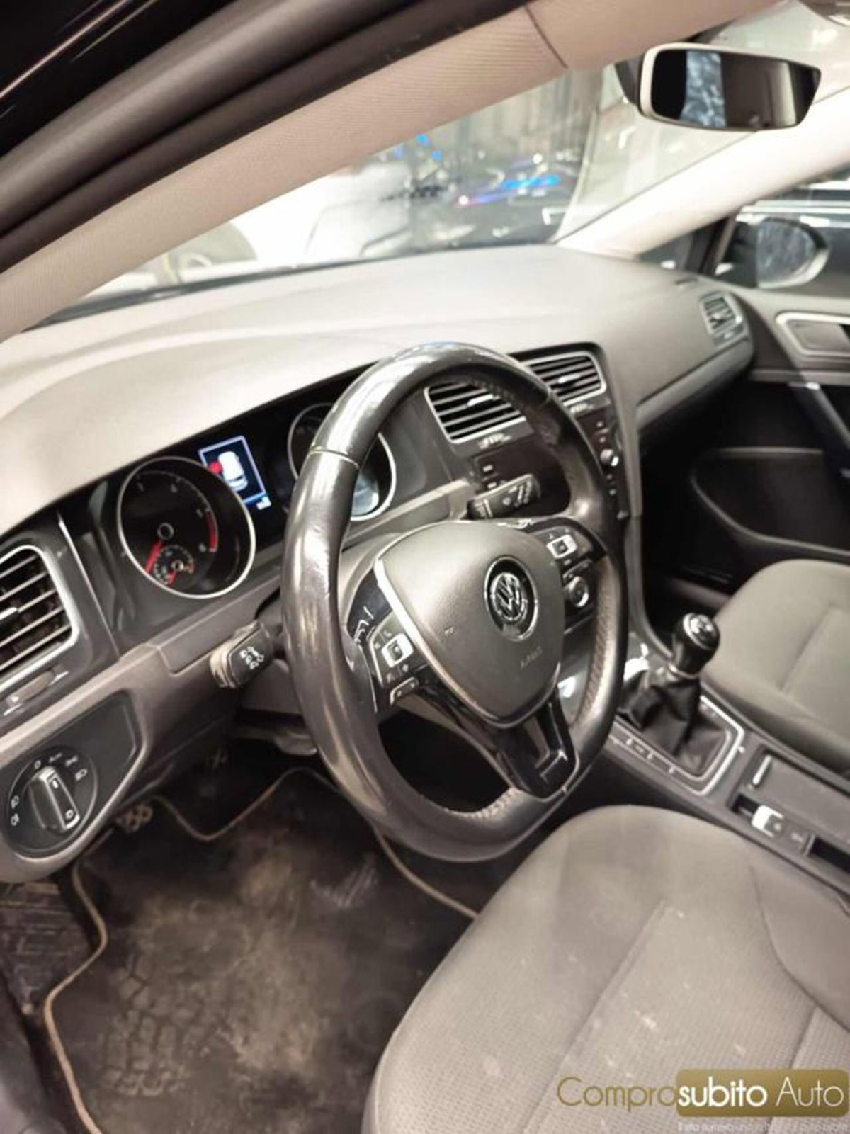 Volkswagen Golf 1.6 TDI 115 CV 5p. Trendline BlueMotion Technology (19)