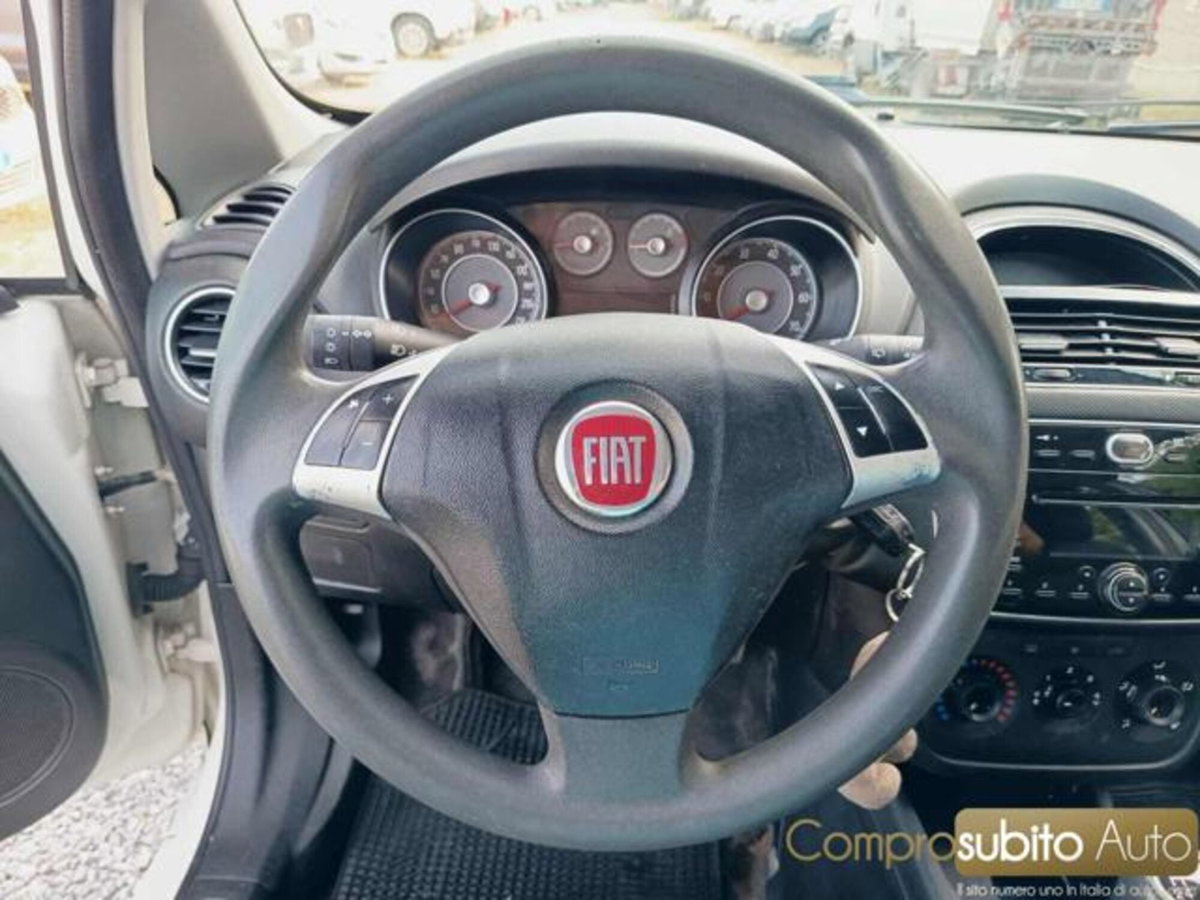 Fiat Punto 1.2 8V 5 porte Lounge (10)
