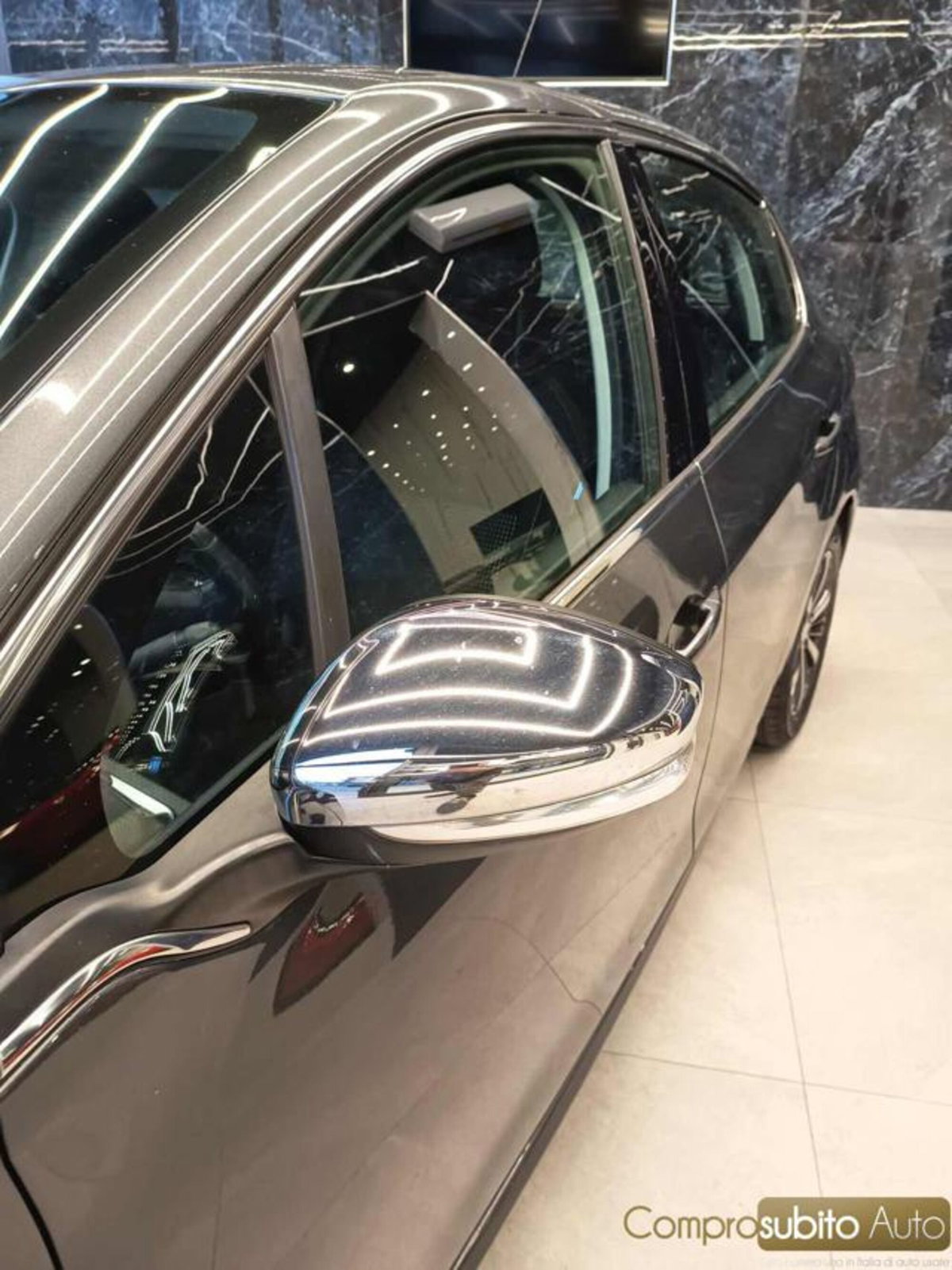 Peugeot 208 HDi 68 CV 5 porte Access (14)