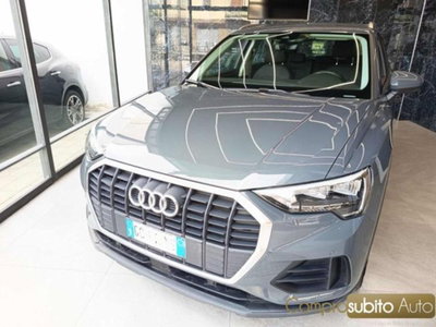 Audi Q3 35 TDI quattro Business (2)