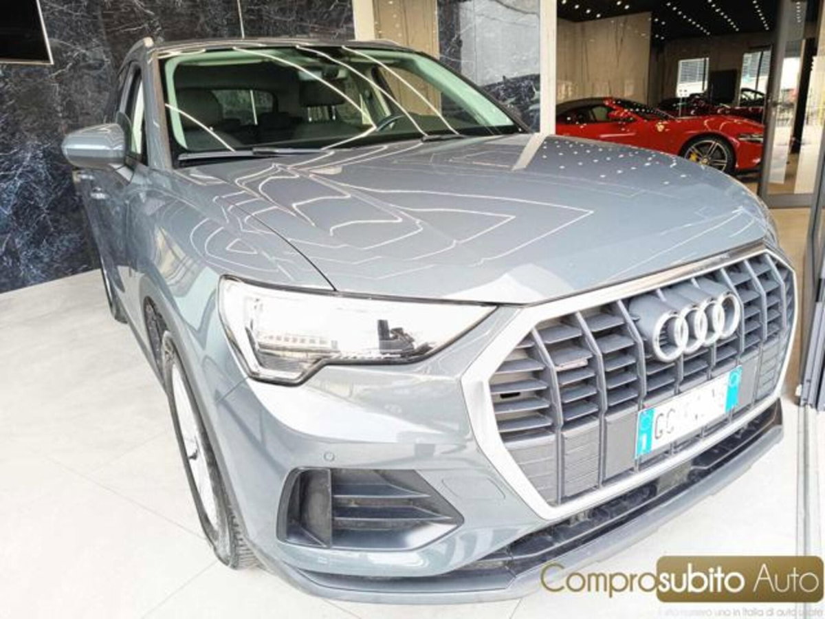 Audi Q3 35 TDI quattro Business (8)