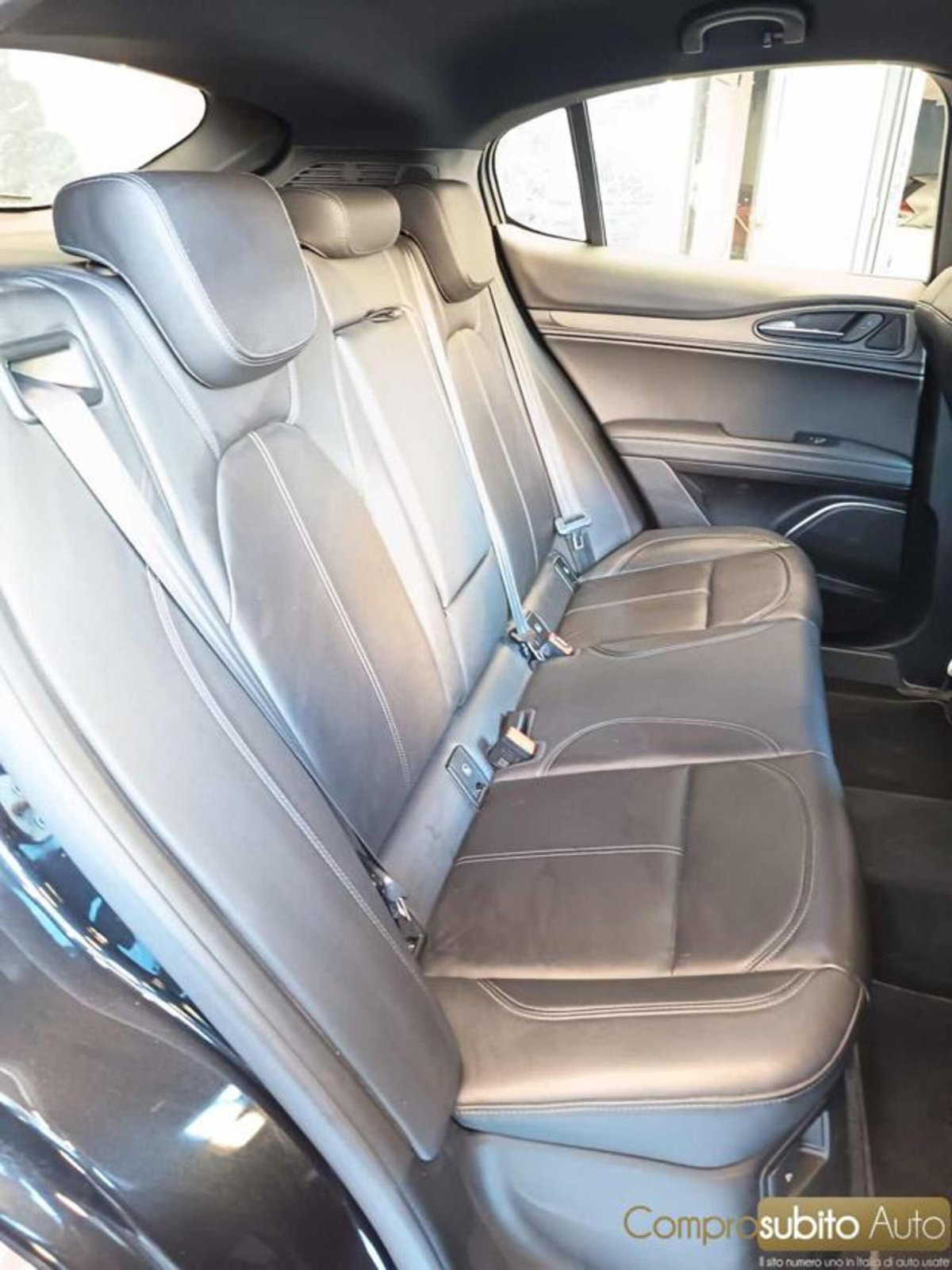 Alfa Romeo Stelvio Stelvio 2.2 Turbodiesel 210 CV AT8 Q4 Veloce (20)