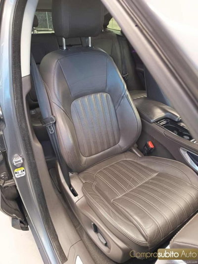 Jaguar F-Pace 2.0 D 180 CV AWD Portfolio (16)