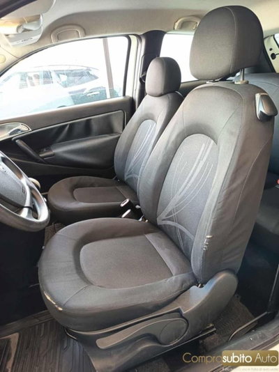 Lancia Ypsilon 1.2 69 CV Diva (18)
