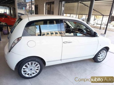 Lancia Ypsilon 1.2 69 CV Diva (7)