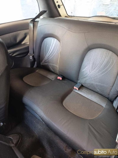 Lancia Ypsilon 1.2 69 CV Diva (8)