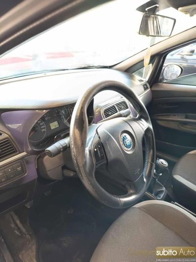 Fiat Grande Punto 1.3 MJT 75 CV 5 porte Dynamic (8)