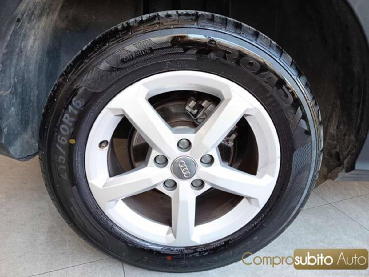 Audi Q2 Q2 1.6 TDI S tronic S line Edition (19)