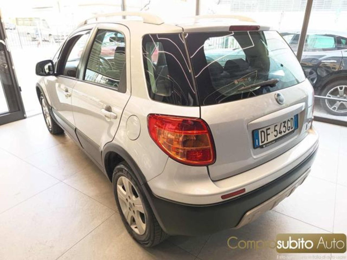 Fiat Sedici 1.9 MJT 4x4 Dynamic (5)