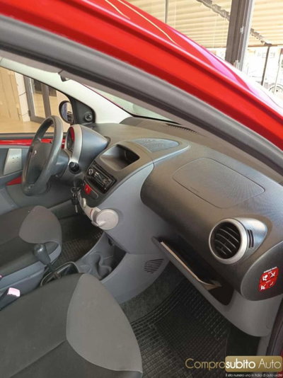Peugeot 107 68CV 5p. Desir (10)