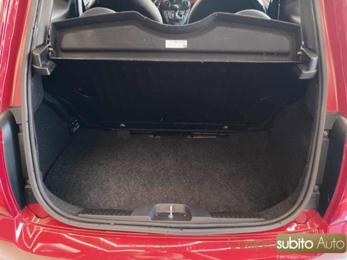 Fiat 500 1.0 Hybrid Red (17)