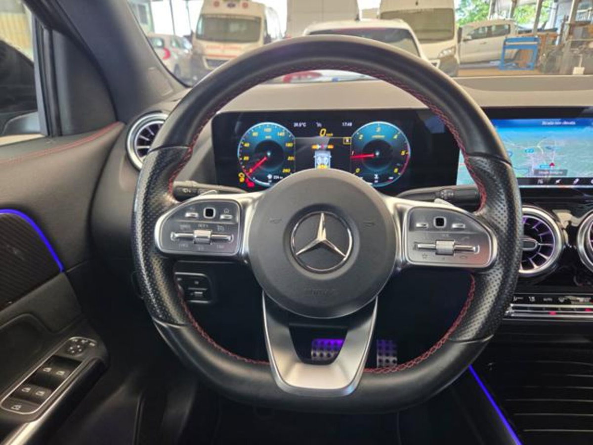 Mercedes-Benz GLA SUV 200 d AMG Line Premium Plus 4matic auto (10)