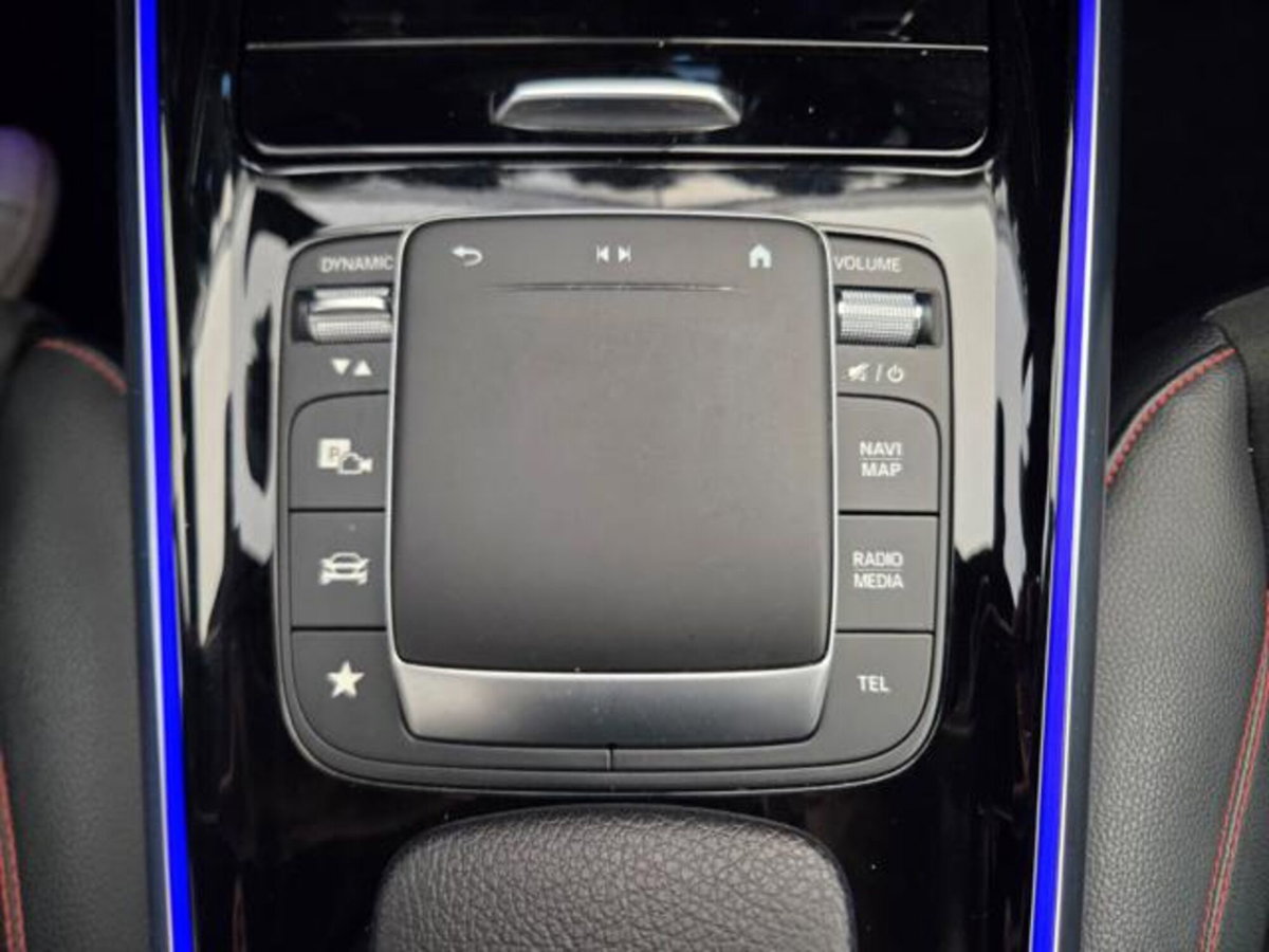 Mercedes-Benz GLA SUV 200 d AMG Line Premium Plus 4matic auto (13)