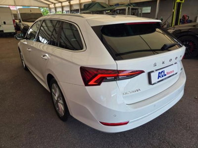 Skoda Octavia Station Wagon 1.5 G-TEC DSG Wagon Executive (4)