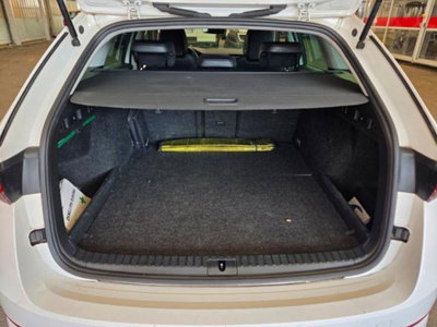 Skoda Octavia Station Wagon 1.5 G-TEC DSG Wagon Executive (8)