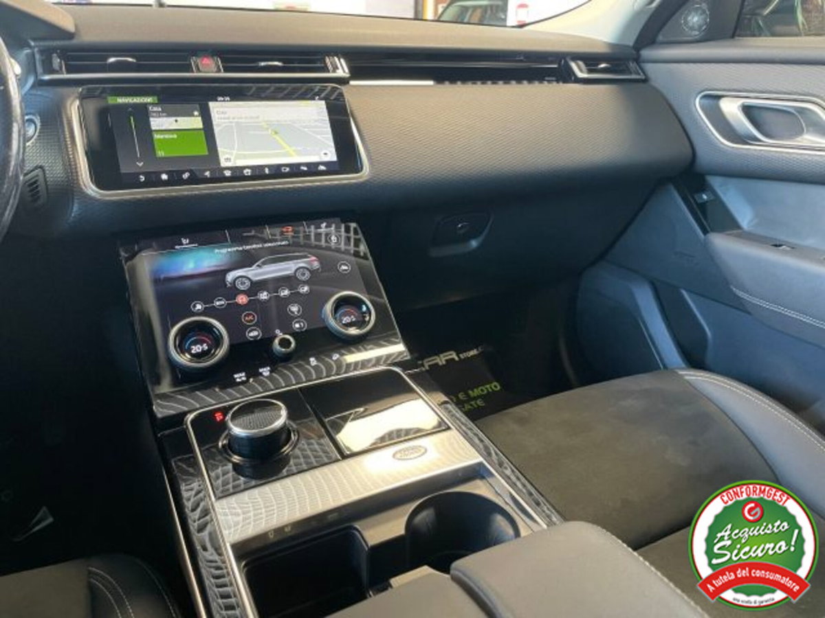 Land Rover Range Rover Velar 2.0D I4 180 CV (14)