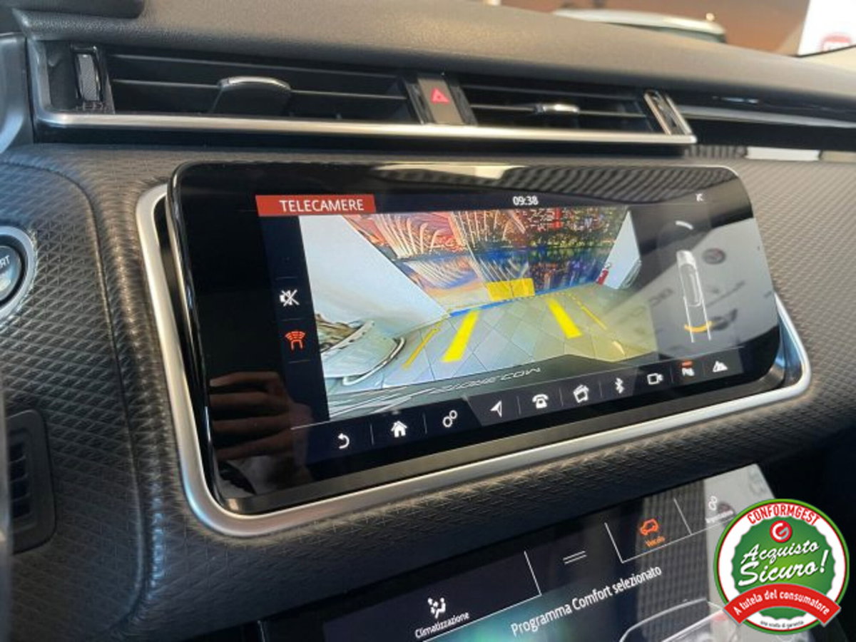 Land Rover Range Rover Velar 2.0D I4 180 CV (15)