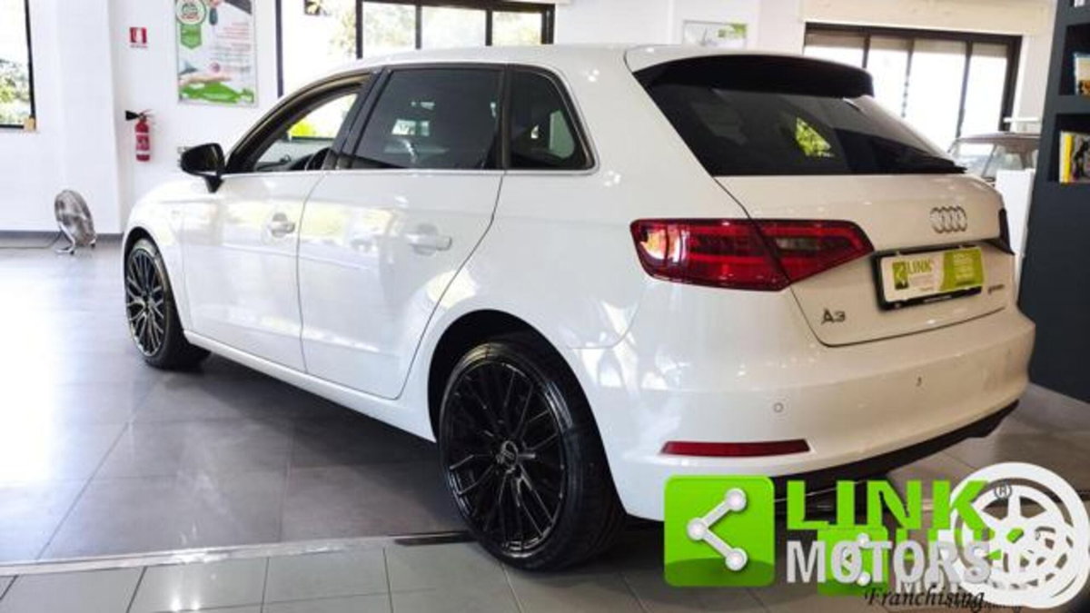 Audi A3 Sportback 1.4 TFSI g-tron Ambiente (6)