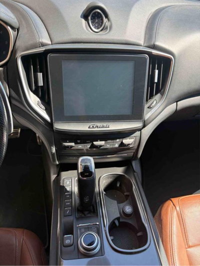 Maserati Ghibli Ghibli V6 Diesel Gransport (18)