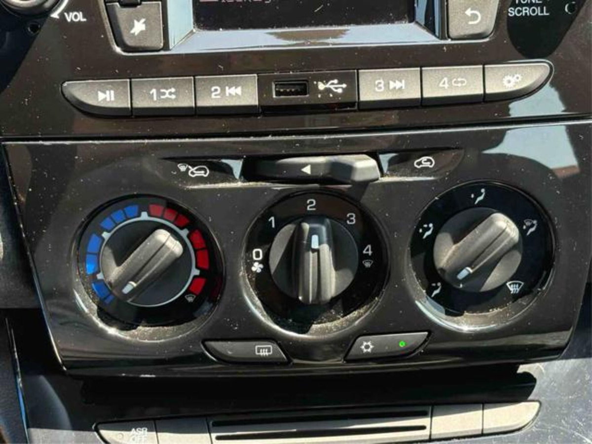 Lancia Ypsilon 1.0 FireFly 5 porte S&S Hybrid Ecochic Gold (17)