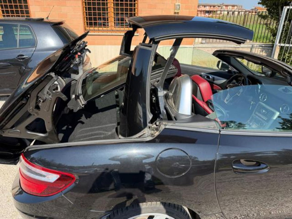 Mercedes-Benz SLK 250 CGI Premium (11)