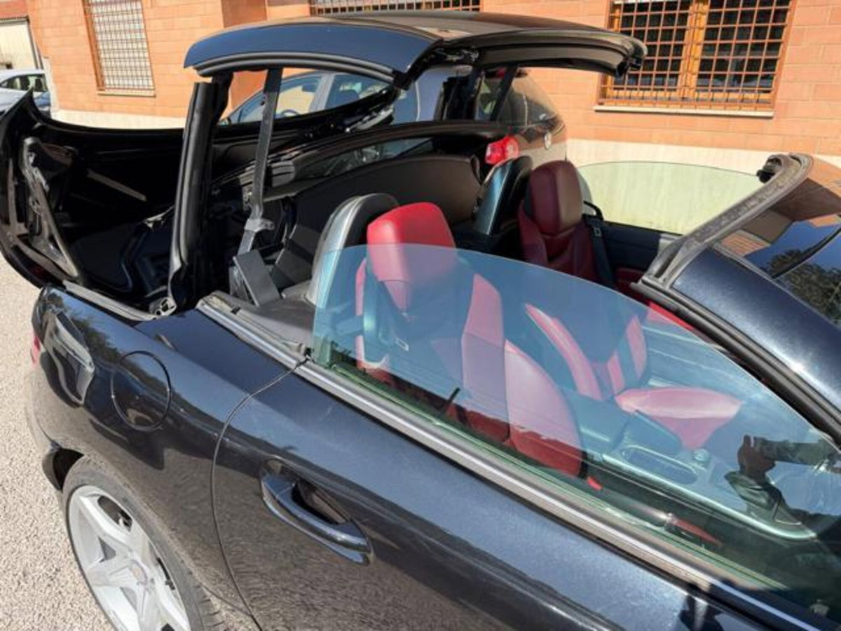 Mercedes-Benz SLK 250 CGI Premium (13)