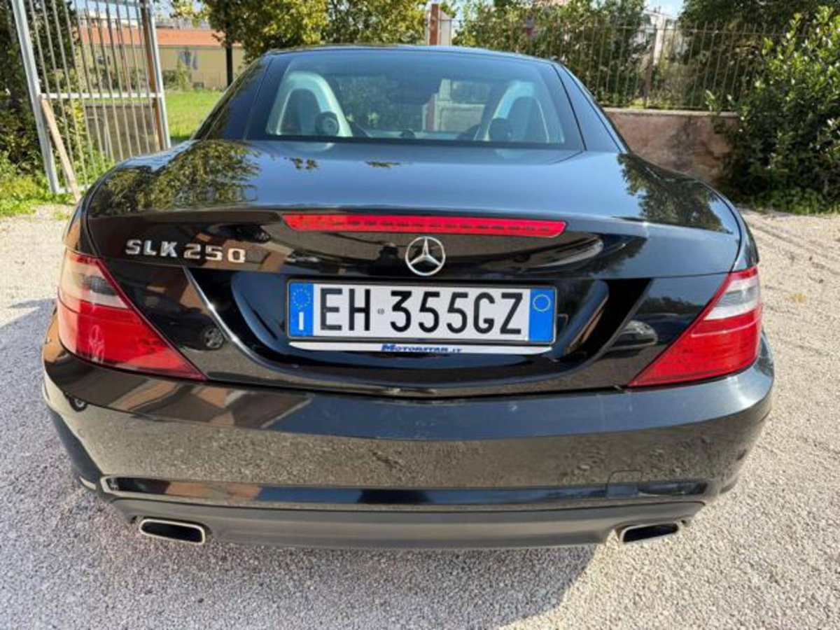 Mercedes-Benz SLK 250 CGI Premium (4)