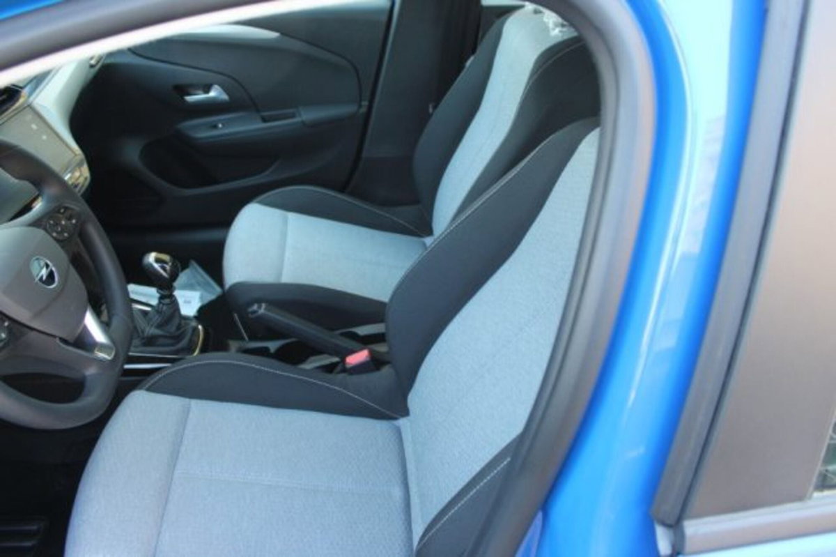 Opel Corsa 1.2 100 CV (8)