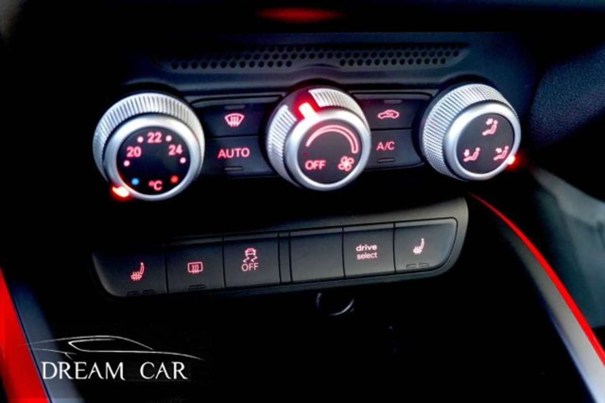 Audi S1 Sportback 2.0 TFSI quattro (14)