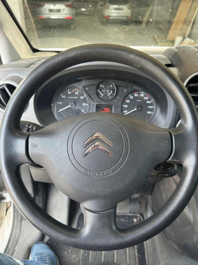 Citroen Berlingo Furgone BlueHDi 75 Van 3 posti Club L1 (11)