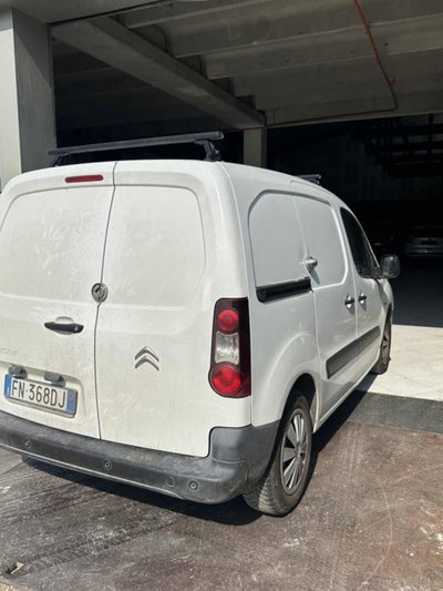 Citroen Berlingo Furgone BlueHDi 75 Van 3 posti Club L1 (17)
