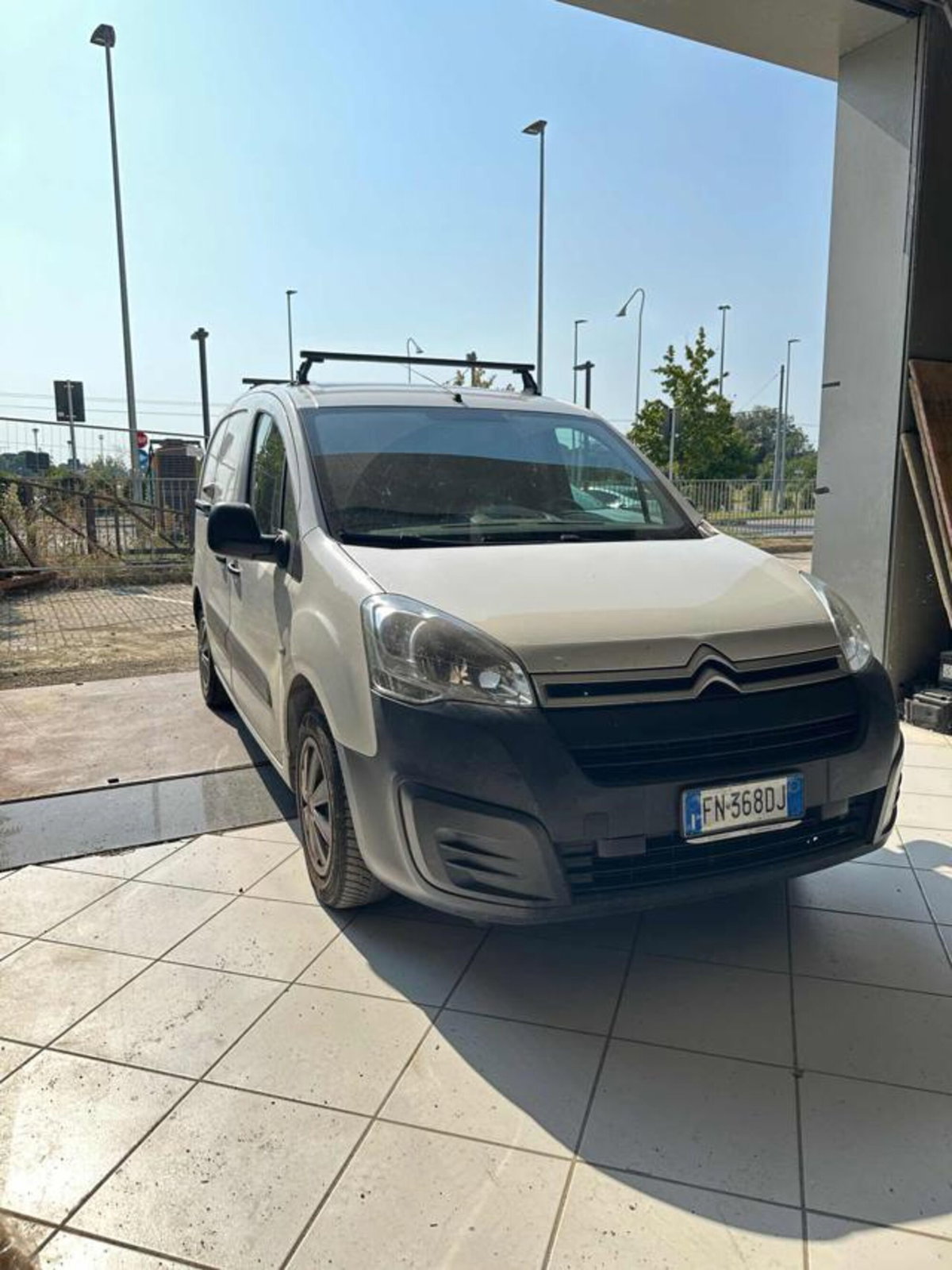 Citroen Berlingo Furgone BlueHDi 75 Van 3 posti Club L1 (3)