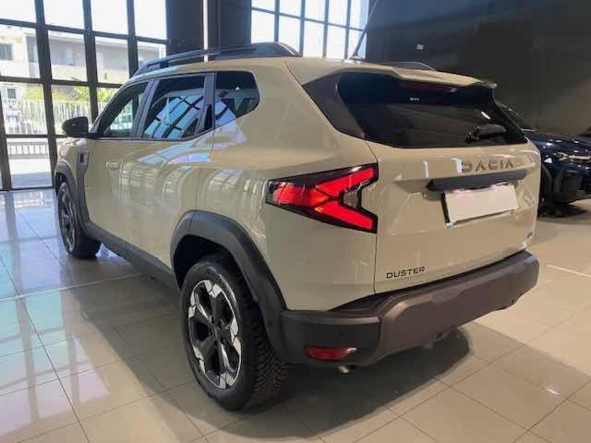 Dacia Duster 1.2 mild hybrid Extreme 4x4 130cv (4)