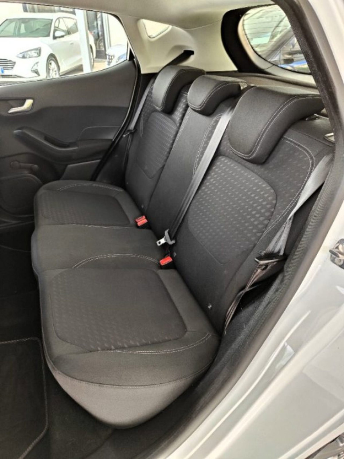 Ford Fiesta 1.5 TDCi 5 porte Titanium (6)