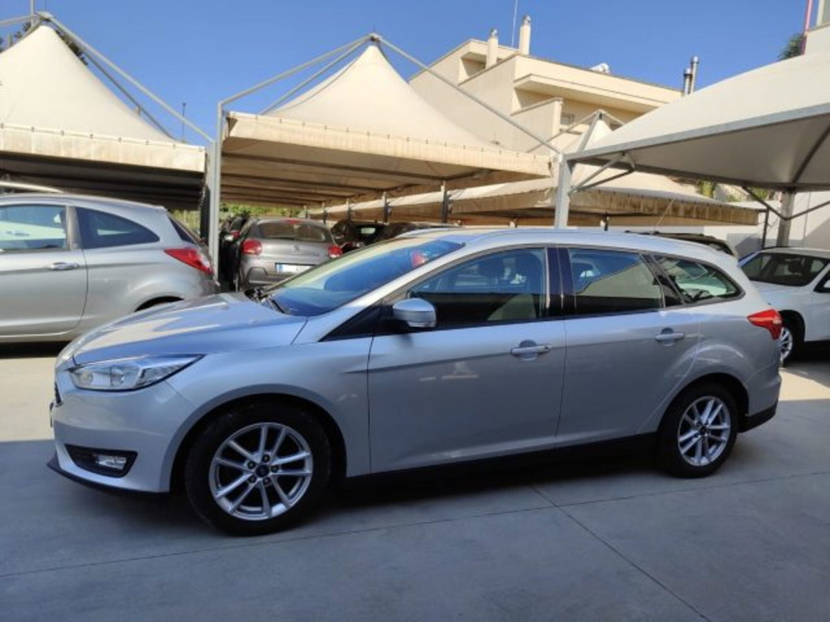 Ford Focus Station Wagon 1.5 TDCi 120 CV Start&Stop SW Business (2)