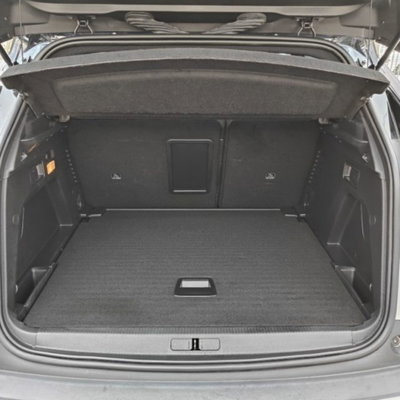 Peugeot 3008 BlueHDi 130 S&S EAT8 GT Pack (4)